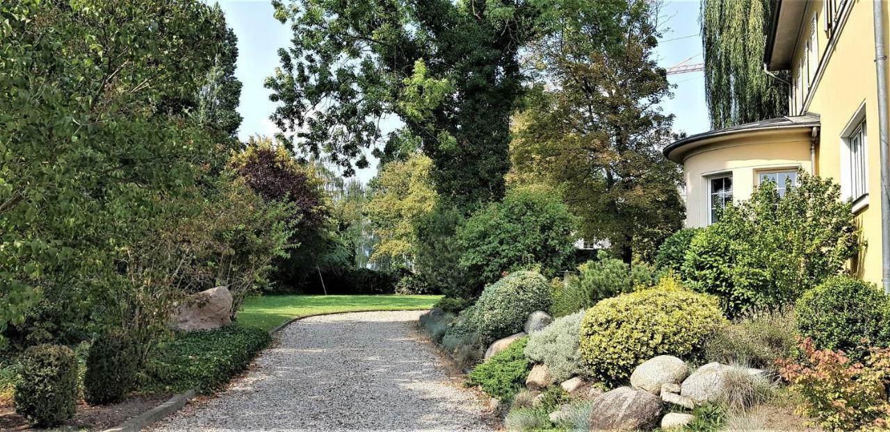 Villa Romahn Schkeuditz Exterior foto